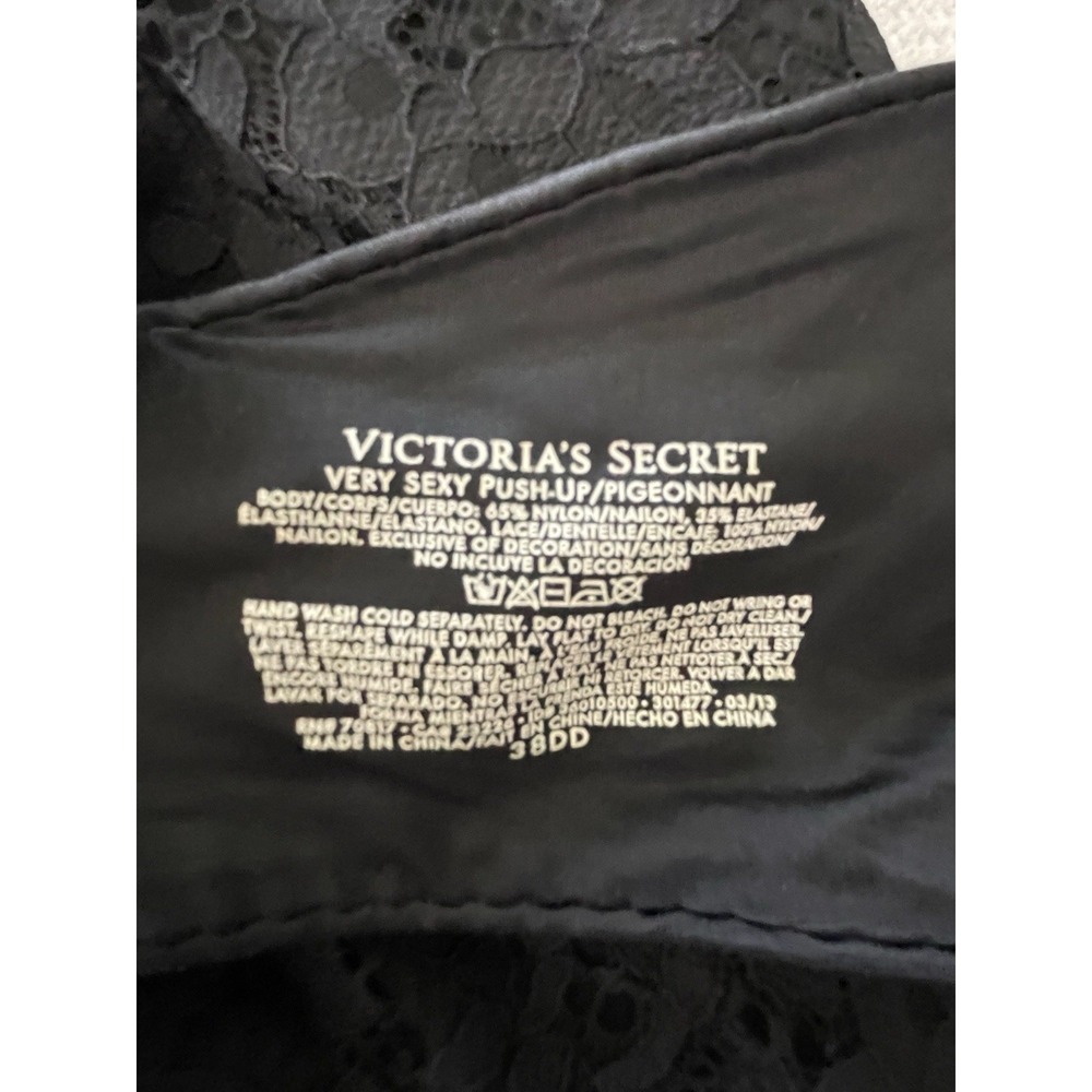 Victoria Secret Bra 38DD Black Push Up Bra Very Sexy Push-Up Lacy - Picture 8 of 8